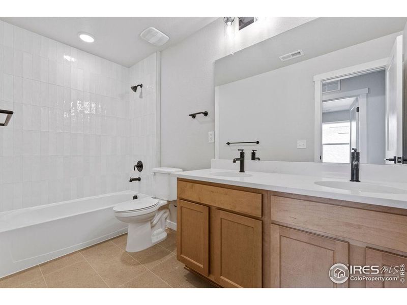 Furnished interior view inside a new home in , Fort Collins (Image 8).