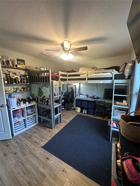 Furnished interior view inside a new home in , Ocala (Image 8).