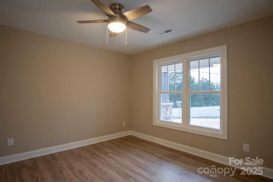 Spacious, unfurnished interior of a new home in , Lincolnton (Image 16).