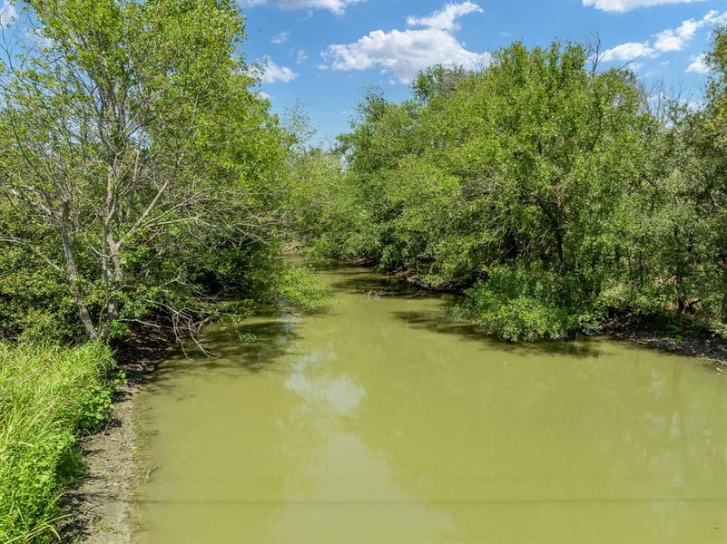 Creek access at back of property. Creek access at back of property.
