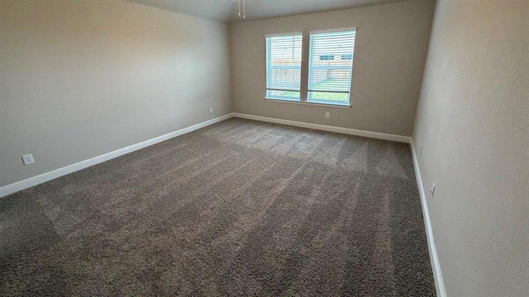 Spacious, unfurnished interior of a new home in Shannon Creek, Burleson (Image 18).