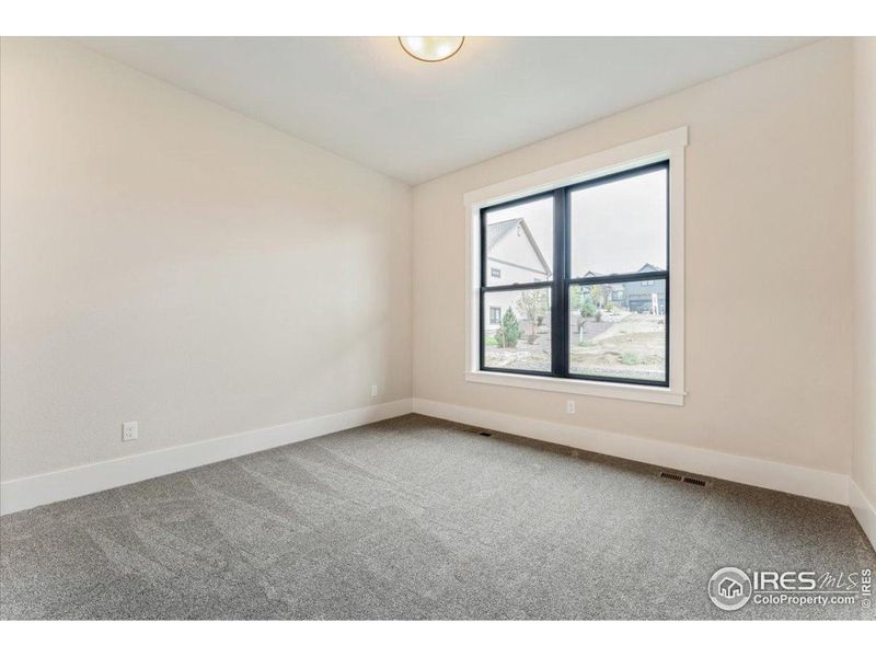 Spacious, unfurnished interior of a new home in , Berthoud (Image 20).