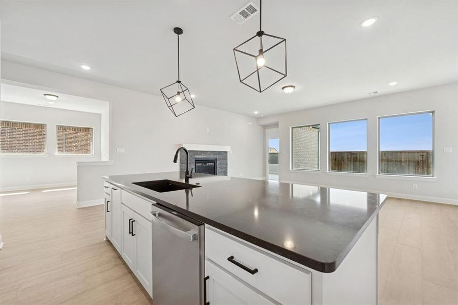 Furnished interior view inside a new home in Myrtle Creek, Waxahachie (Image 13). Furnished interior view inside a new home in Myrtle Creek, Waxahachie (Image 13).