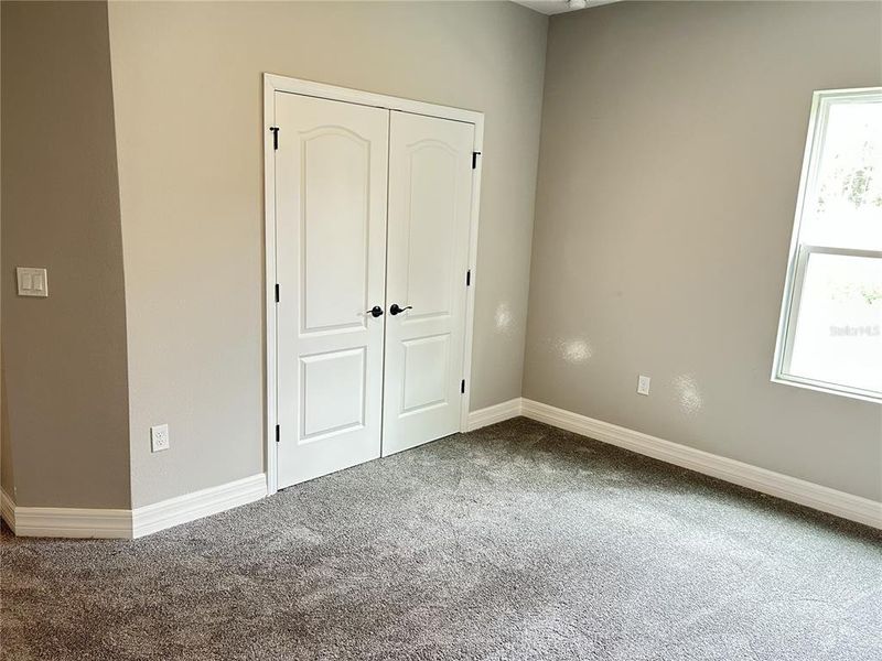 Spacious, unfurnished interior of a new home in , Homosassa (Image 16).