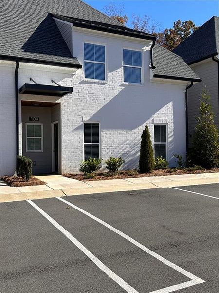 Image 38 of a home in .