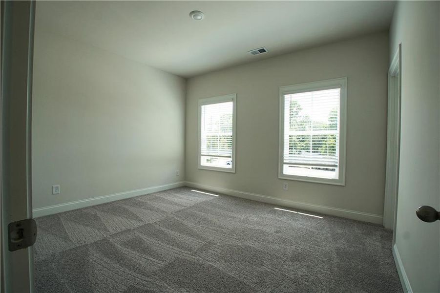 Spacious, unfurnished interior of a new home in , Marietta (Image 23).