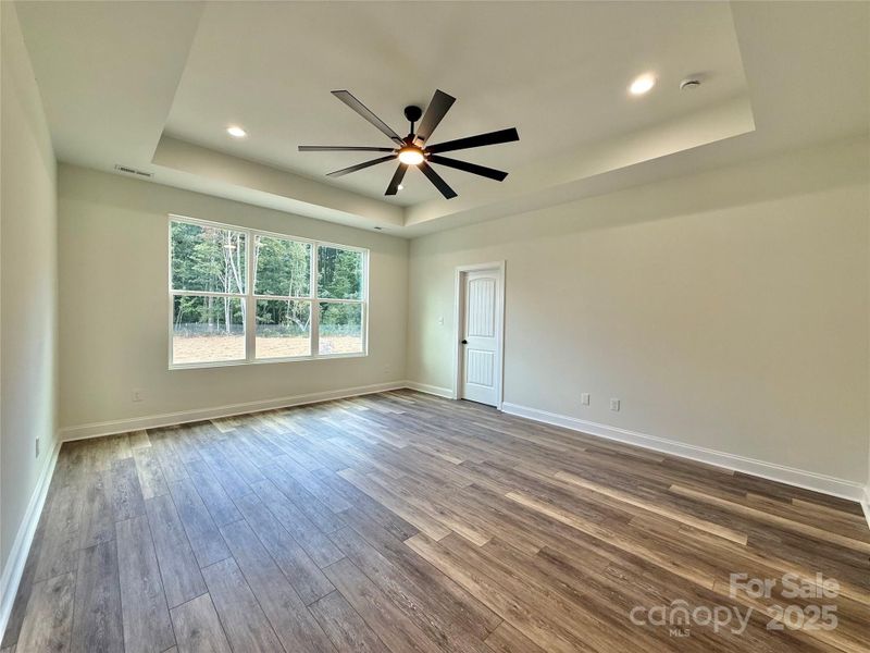 Spacious, unfurnished interior of a new home in , Waxhaw (Image 16). Spacious, unfurnished interior of a new home in , Waxhaw (Image 16).