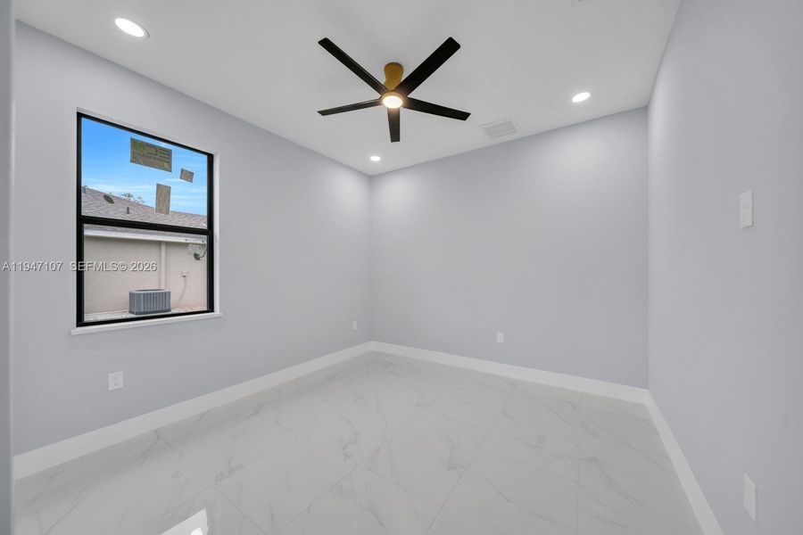 Spacious, unfurnished interior of a new home in , Lehigh Acres (Image 30).