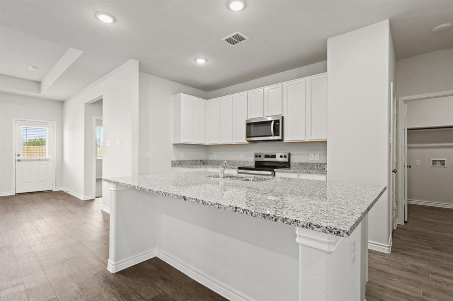 Furnished interior view inside a new home in Sycamore Landing, Fort Worth (Image 3). Furnished interior view inside a new home in Sycamore Landing, Fort Worth (Image 3).