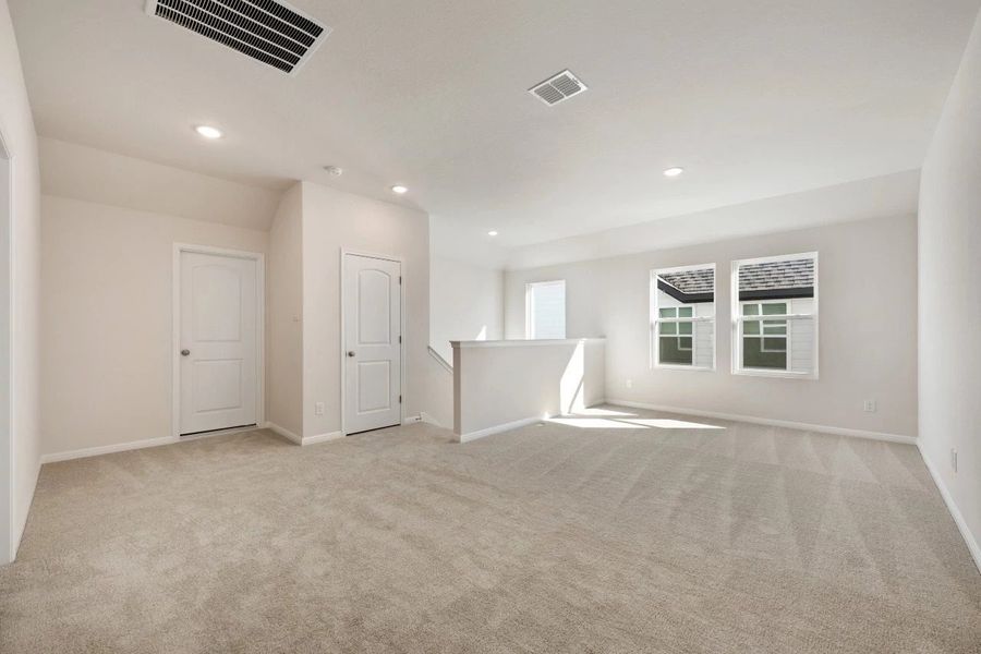 Spacious, unfurnished interior of a new home in Patterson Ranch, Georgetown (Image 22).