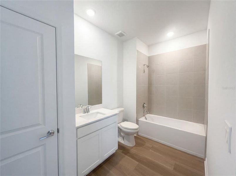 Furnished interior view inside a new home in Grand Park, Dunnellon (Image 8).