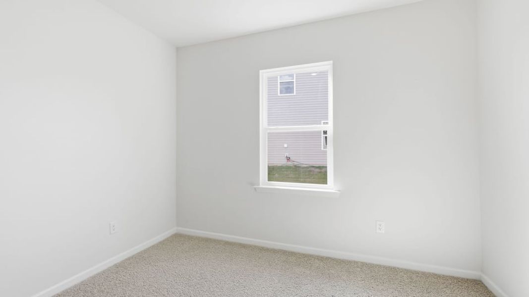 Spacious, unfurnished interior of a new home in Benjamin's Grove, Woodruff (Image 22).