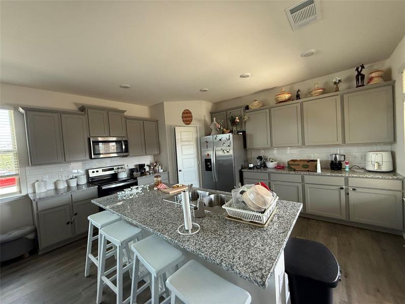 Furnished interior view inside a new home in Travis Ranch Marina, Forney (Image 17).