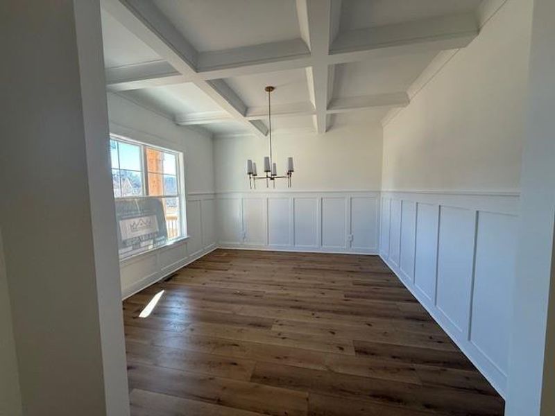 Spacious, unfurnished interior of a new home in , Jefferson (Image 20).