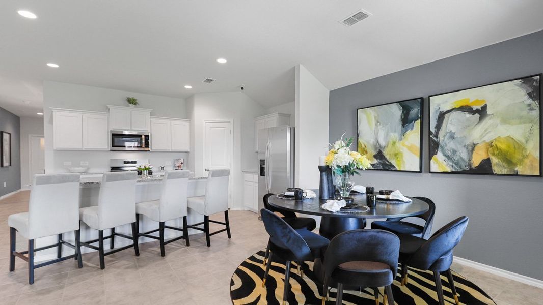 Furnished interior view inside a new home in Sunnycreek, Fort Worth (Image 9).