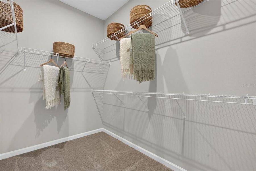 Spacious, unfurnished interior of a new home in Pasadena Ridge Master, Dade City (Image 21).