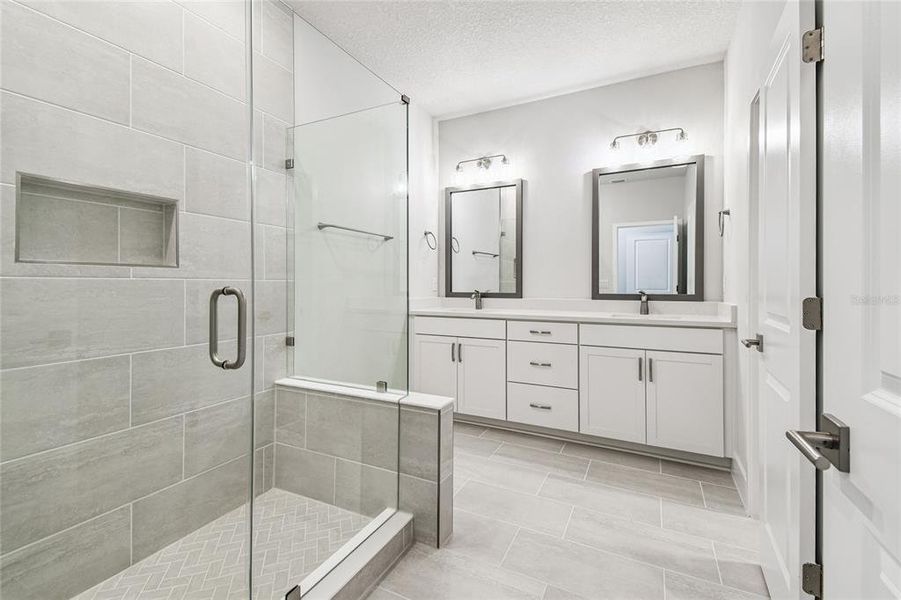 Furnished interior view inside a new home in Apex at Seminole Heights, Tampa (Image 18). Furnished interior view inside a new home in Apex at Seminole Heights, Tampa (Image 18).