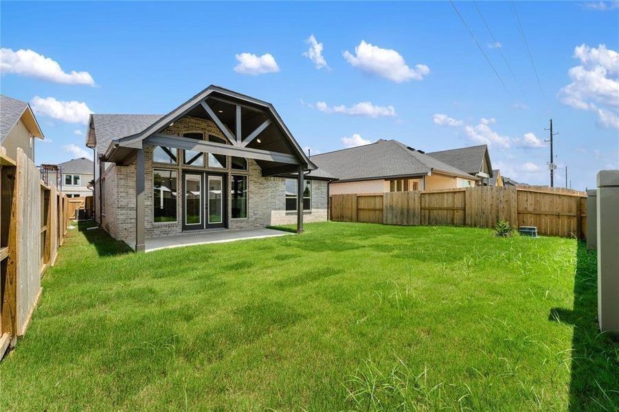 Exterior details and patio area of a home in Cross Creek Ranch 45' 70', Fulshear (Image 3).
