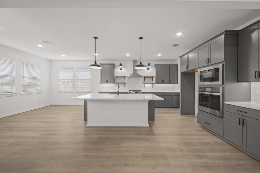 Gourmet island kitchen (*Photo not of actual home and used for illustration purposes only.)