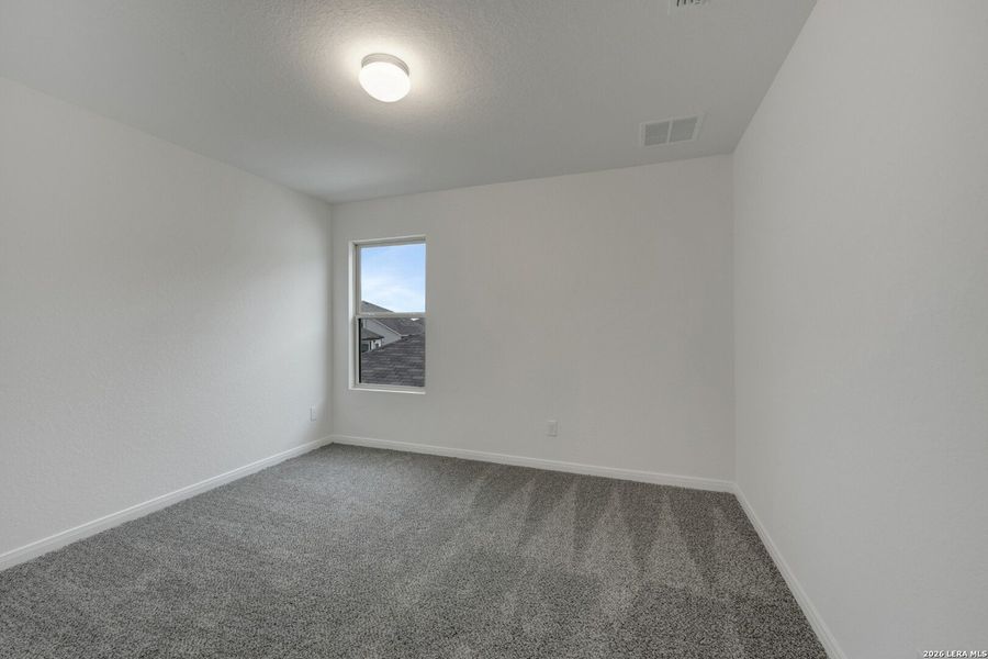 Spacious, unfurnished interior of a new home in Park Place, New Braunfels (Image 25).