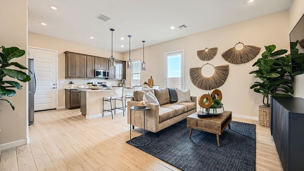 072525 5090 Sierra NG Living 1of3 F1