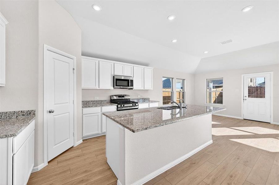 Furnished interior view inside a new home in Verandah, Royse City (Image 14).