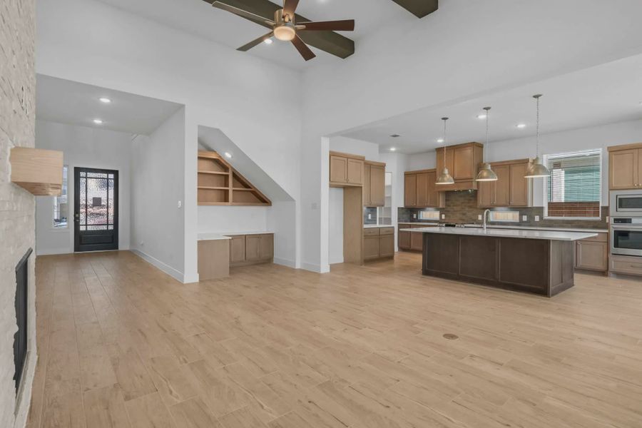 Representative furnished interior of a home built from the Rivercrest by Chesmar Homes in Fulshear Lakes, Fulshear (Image 43).