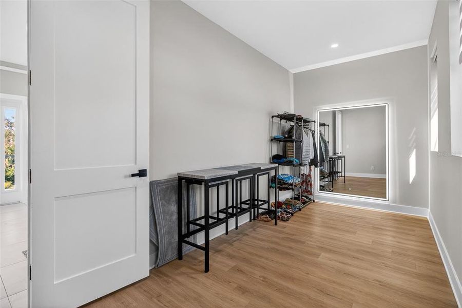 Furnished interior view inside a new home in , St. Petersburg (Image 37).