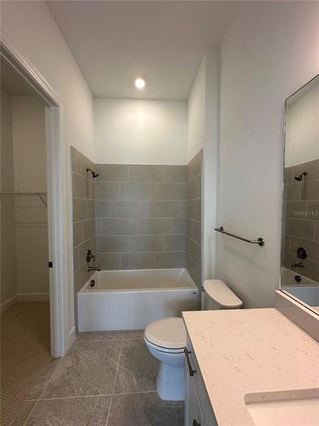 Furnished interior view inside a new home in Lakespur Wellen Park, Venice (Image 6).