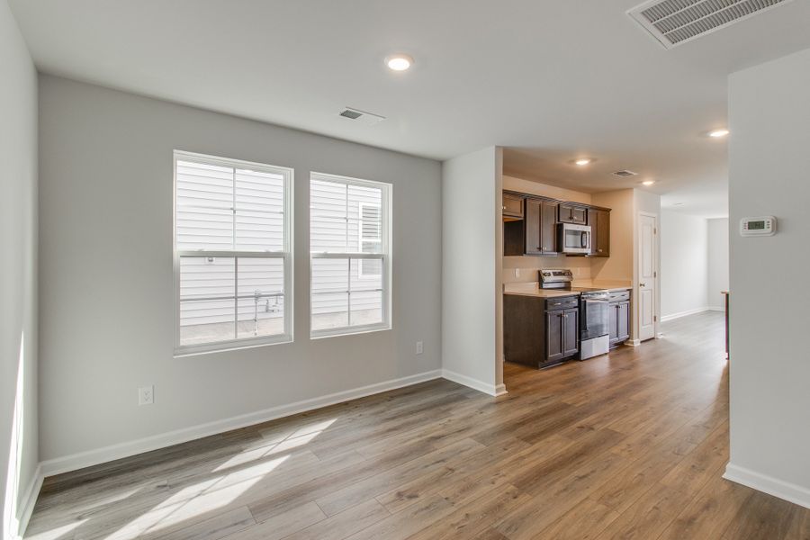 Spacious, unfurnished interior of a new home in Bluefield, Lexington (Image 15). Spacious, unfurnished interior of a new home in Bluefield, Lexington (Image 15).