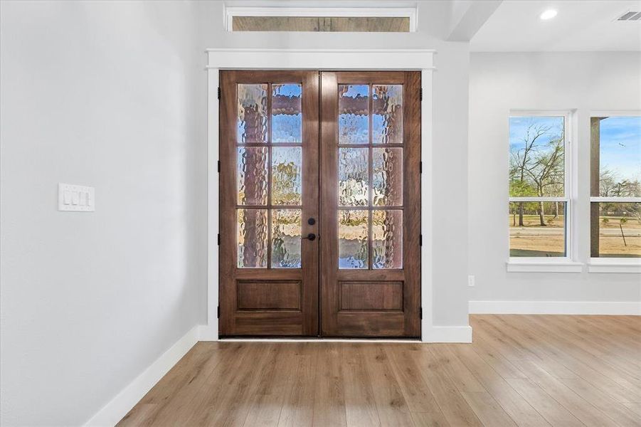 Spacious, unfurnished interior of a new home in , Caddo Mills (Image 13).