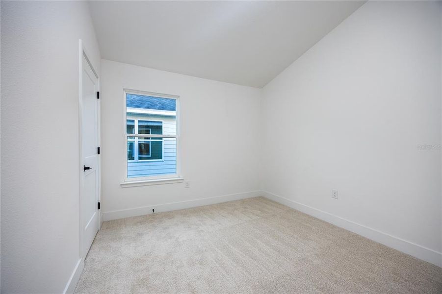 Spacious, unfurnished interior of a new home in , Newberry (Image 19).