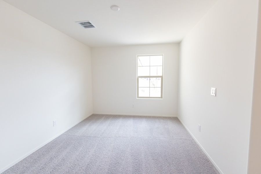 Spacious, unfurnished interior of a new home in Vista Del Oro Reserve, Tucson (Image 6). Spacious, unfurnished interior of a new home in Vista Del Oro Reserve, Tucson (Image 6).
