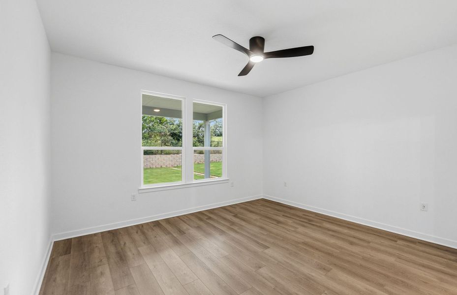 Spacious, unfurnished interior of a new home in Sun City Texas, Georgetown (Image 39). Spacious, unfurnished interior of a new home in Sun City Texas, Georgetown (Image 39).