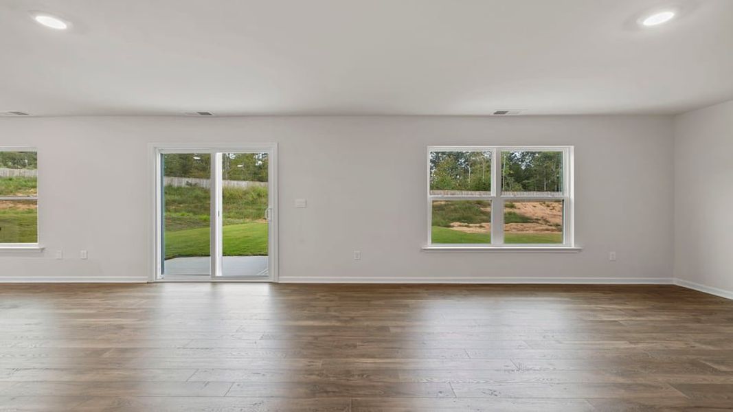 Spacious, unfurnished interior of a new home in Harrier Point, Woodruff (Image 16).
