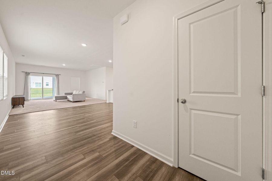 3-web-or-mls-DSC01725 3-web-or-mls-DSC01725