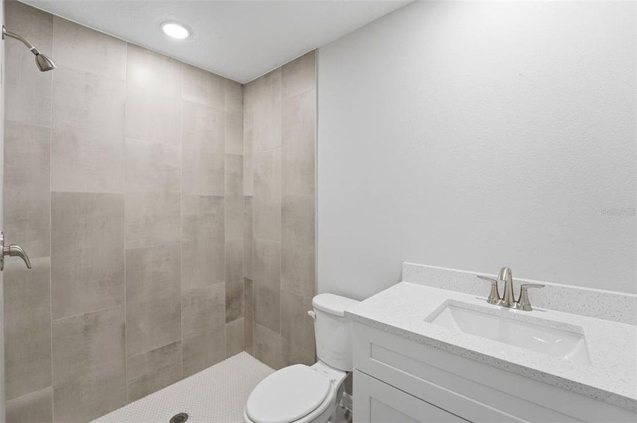 Furnished interior view inside a new home in , Eustis (Image 7).