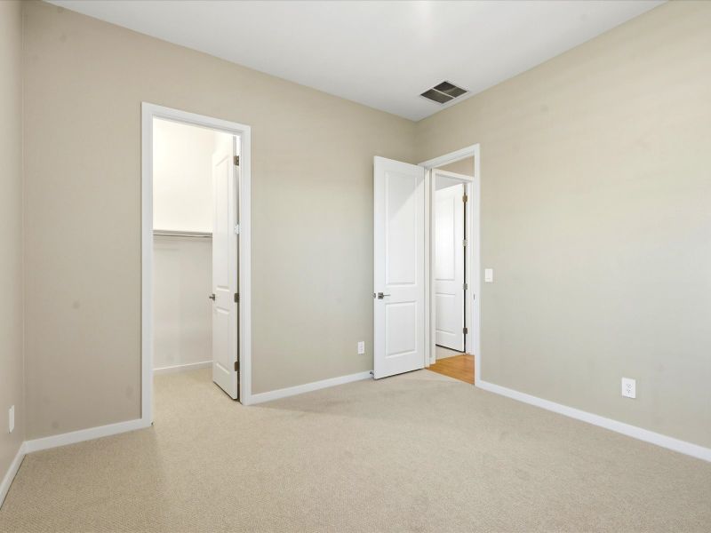 Spacious, unfurnished interior of a new home in Abel Ranch Signature Series, Goodyear (Image 16).