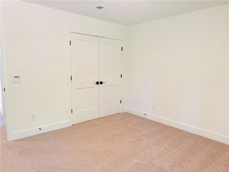 Spacious, unfurnished interior of a new home in Thunder Ridge, Dawsonville (Image 28).