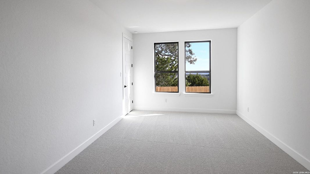 Spacious, unfurnished interior of a new home in Johnson Ranch, Bulverde (Image 20).