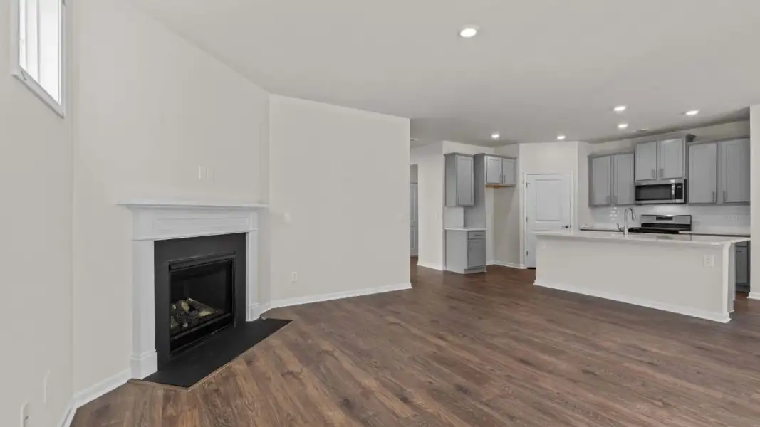 Spacious, unfurnished interior of a new home in Chambray, New Bern (Image 21). Spacious, unfurnished interior of a new home in Chambray, New Bern (Image 21).