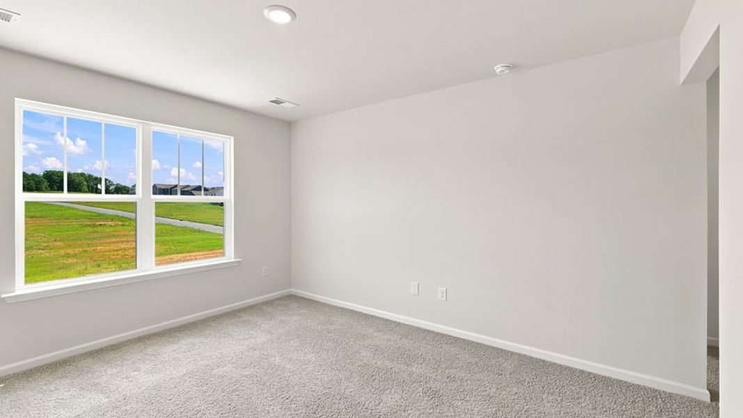 Spacious, unfurnished interior of a new home in Baxter Village, Boiling Springs (Image 27).