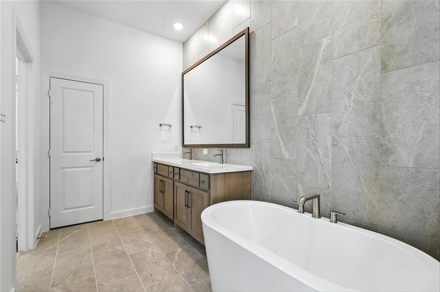 Furnished interior view inside a new home in Walsh: Townhomes - The Patios, Aledo (Image 3). Furnished interior view inside a new home in Walsh: Townhomes - The Patios, Aledo (Image 3).