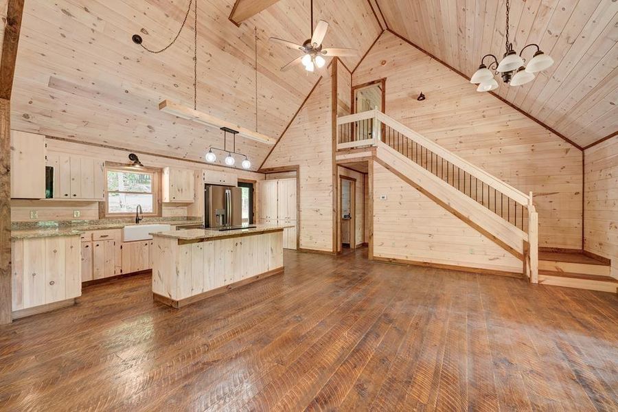 Spacious, unfurnished interior of a new home in , Mineral Bluff (Image 23).