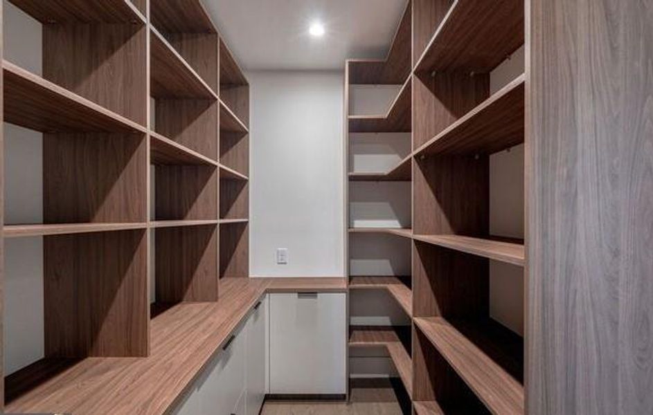 Image 94 of a home in .