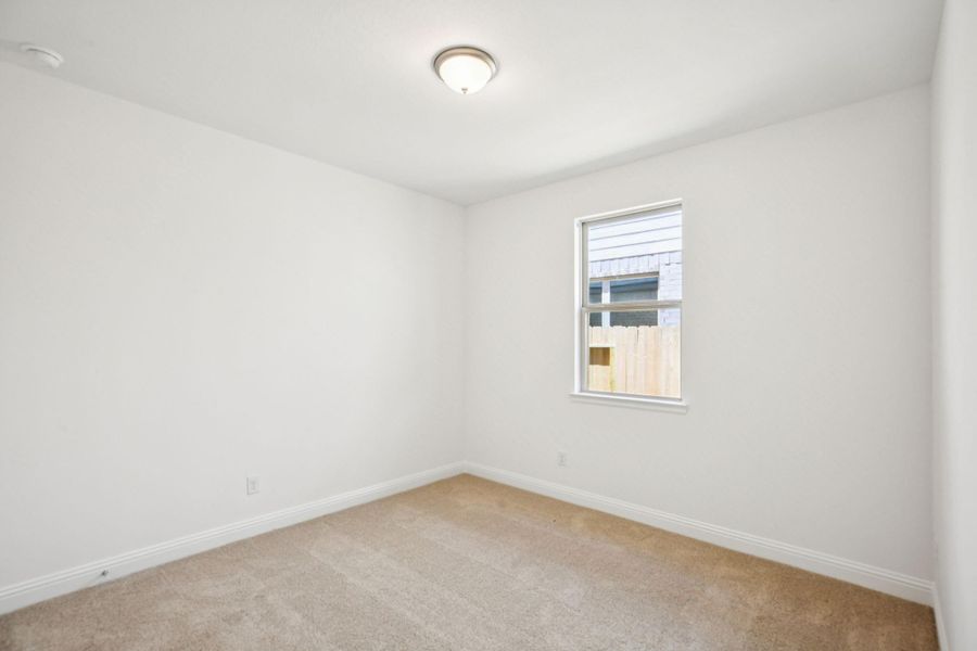 Spacious, unfurnished interior of a new home in Evergreen 40', Conroe (Image 14).