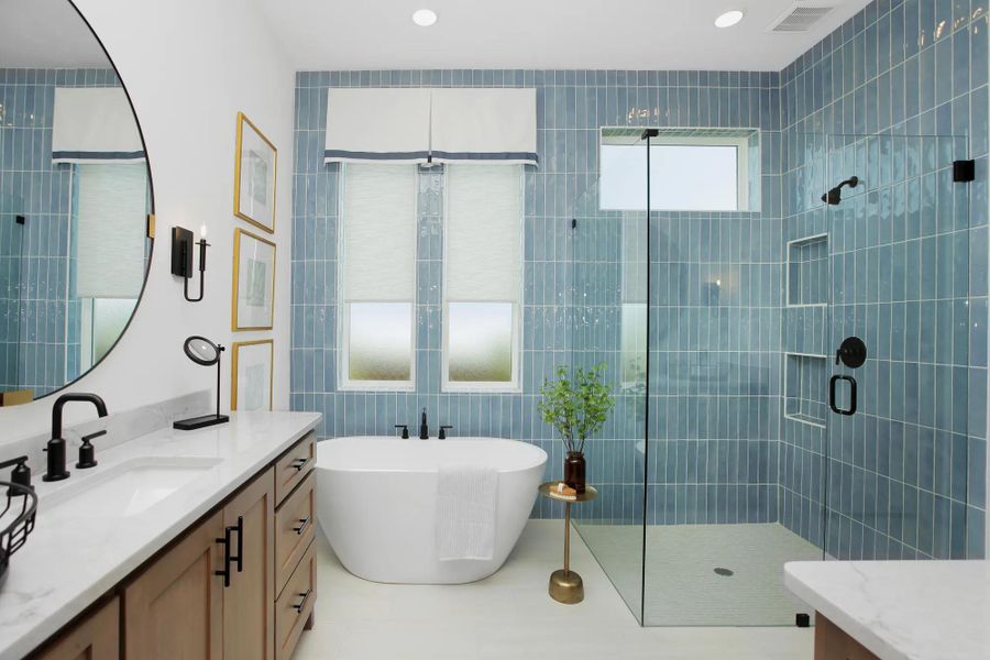 Representative furnished interior of a home built from the Eastland II by Drees Custom Homes in Harvest - 100', Argyle (Image 18).