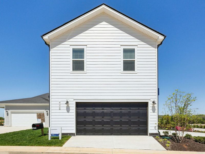 The Branson - Bonus floorplan at Poplar Farms.