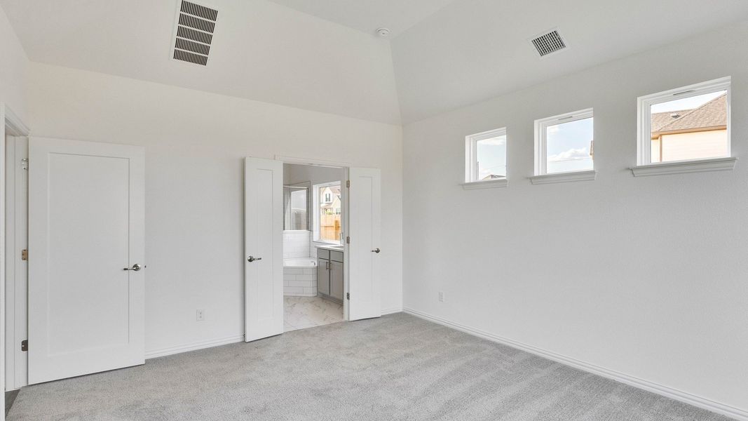 Furnished interior view inside a new home in Spring Creek, Taylor (Image 18).