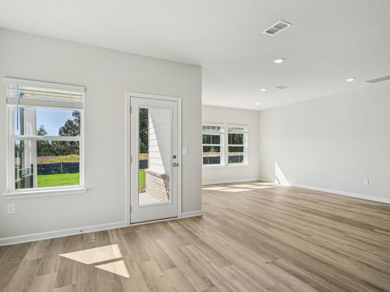 Spacious, unfurnished interior of a new home in Harmony Manor, Fairburn (Image 13).